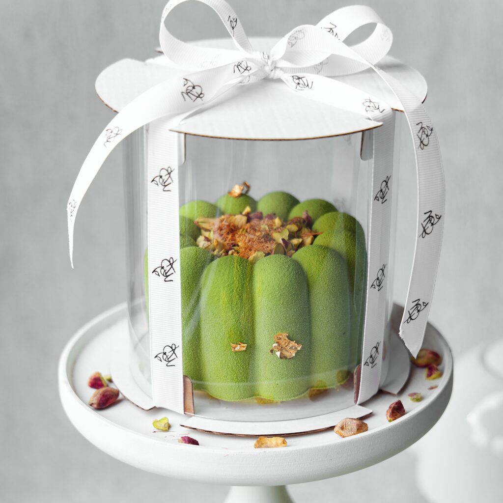 Муссовые бенто-торты с фисташкой и шоколадом