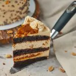 Торт Сникерс